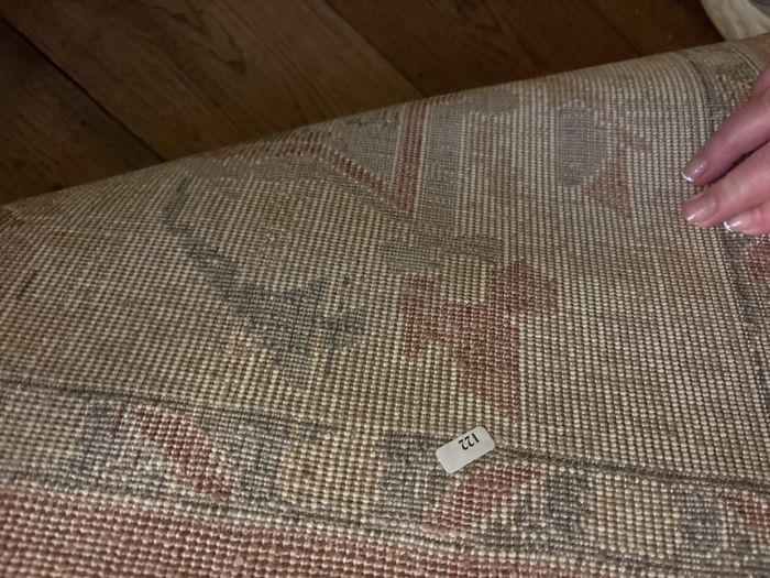 Large ikea 200 by 300 rug and cushions