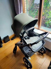 Bugaboo Fox black frame with Forest Green canopy