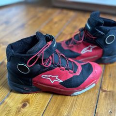 motorcycle shoes Alpinestars