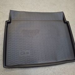 Q3 Bootliner