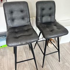 bar stools x2