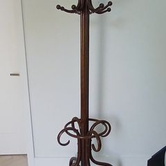 Antique Bentwood Hall Stang