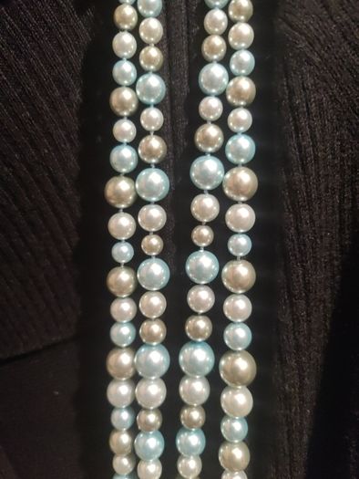 beautiful pearl necklace