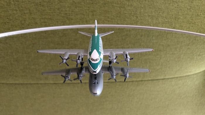 Diecast Aircraft Model, Aer Lingus - Vickers Viscount V-808 airplane, by HERPA, NEW