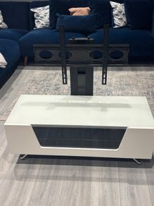 Tv unit