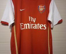 Arsenal Jersey. Official Nike Arsenal Mens Home Jersey From Season 2006 / 2008. Authentic Original From The Time. Not A Modern Day Remake.