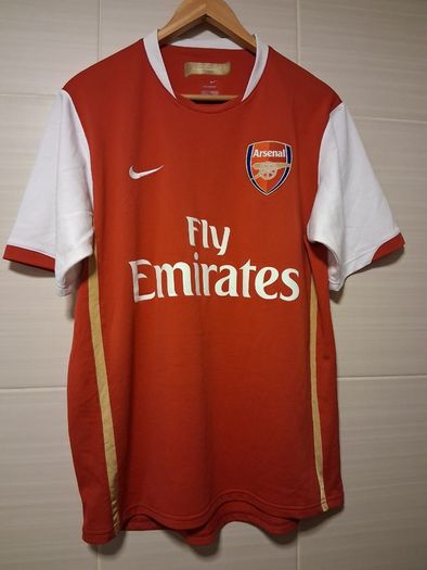 Arsenal Jersey. Official Nike Arsenal Mens Home Jersey From Season 2006 / 2008. Authentic Original From The Time. Not A Modern Day Remake.