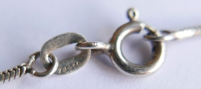 Vintage 925 Sterling Silver Pendant with Blue Stone on chain