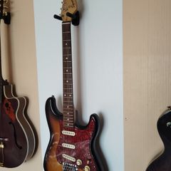 Squirer bullet strat