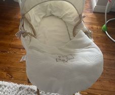 Mamas and Papas Moses basket and stand