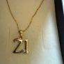 9k/375 Hallmarked gold chain & DIAMOND pendant 21 yr. Image 3
