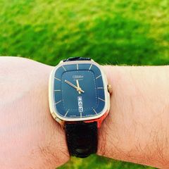 Slava Vertical Calendar Gold plated
