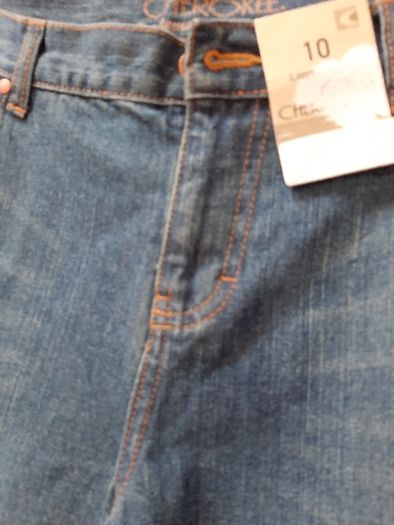 New jeans tag attached