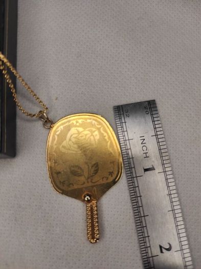 Vintage rolled gold necklace