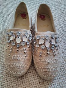 Ladies shoes