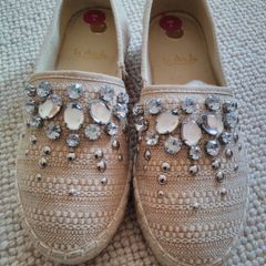 Ladies shoes