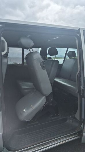 Volkswagen Shuttle 2011