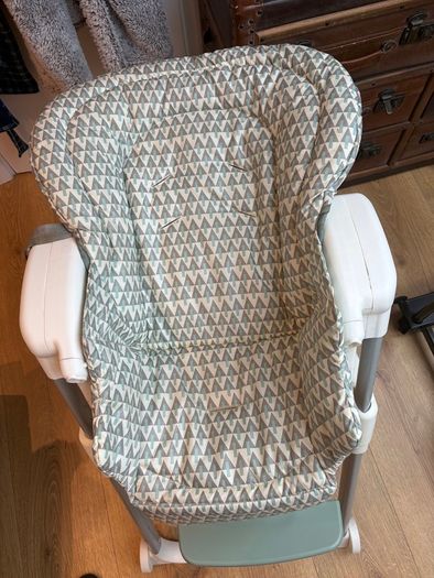 Baby Highchair with recliner