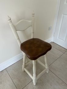 Set of 4 Solid Wood French Country Counter Stools