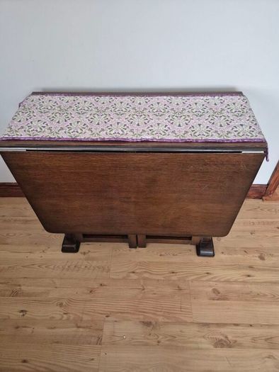 Drop Leaf vintage table