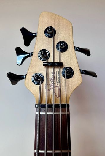 Status 5 String Bass