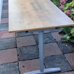 Height adjustable Strong Sitting Desk