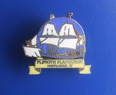 MAYFLOWER II (Plimoth Pilgrims replica ship) - a scarce souvenir/merchandise badge