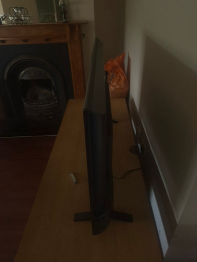 Toshiba 40" 4K UHD