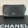 chanel Size Small zip caviar wallet current retail 990 Euro Image 2