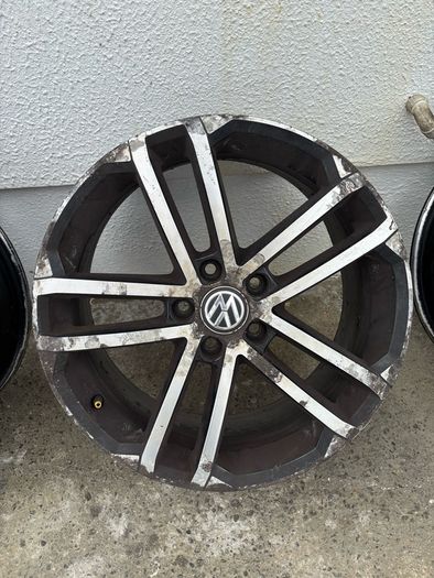 vw nogaro 18" alloys
