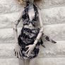 Mattel Monster High Skull Shores 2008 Black and White Frankie Stein Glue Hair Legs a bit loose (between body and legs) Used Please see photos Image 7