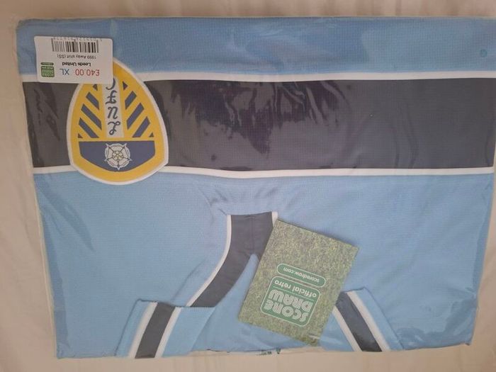 leeds retro away