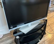 42" Phillips TV & Stand