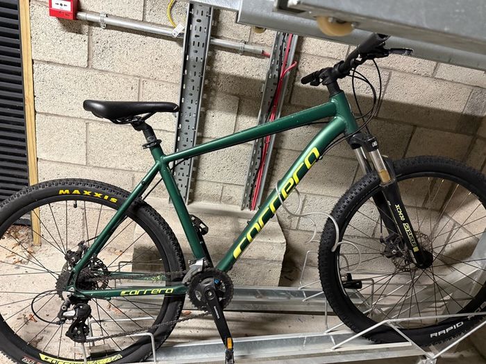 carrera vengeance mountain bike