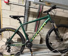 carrera vengeance mountain bike