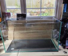 Aquarium tank and LED light