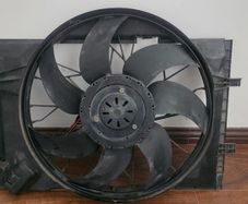 Mercedes W203/W209 Radiator Cooling Fan A2035400688 Tested