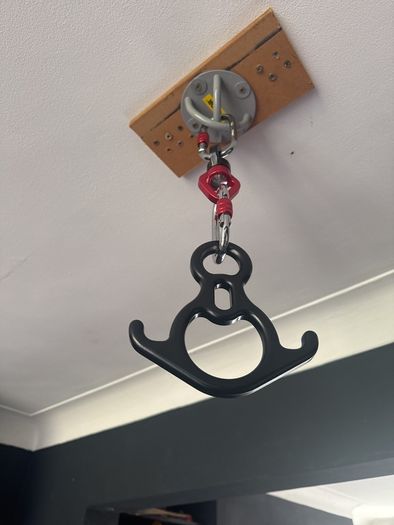 Hanging silk and hook suspension system