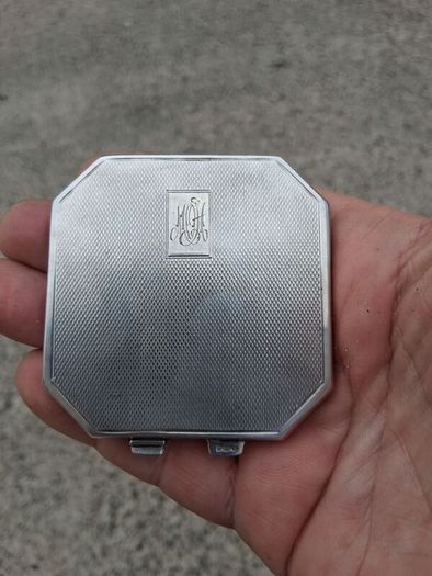 Joseph Gloster Sterling Silver Compact(1940,57grams)