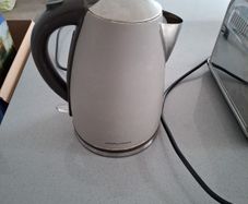 Morphy Richards 4 Slice Toaster and Kettle