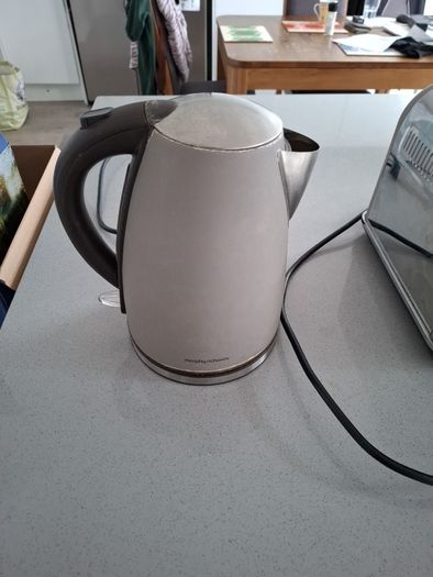 Morphy Richards 4 Slice Toaster and Kettle