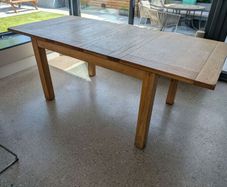 Solid Oak Dining Table - Extendable