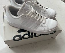 Adidas size 4