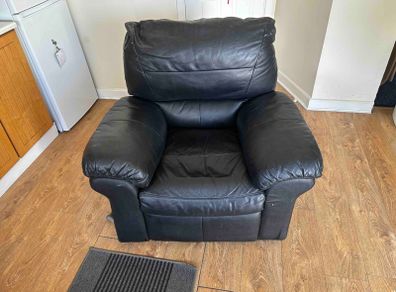 Free leather recliner