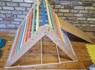 Pickler Triangle Climbing Frame