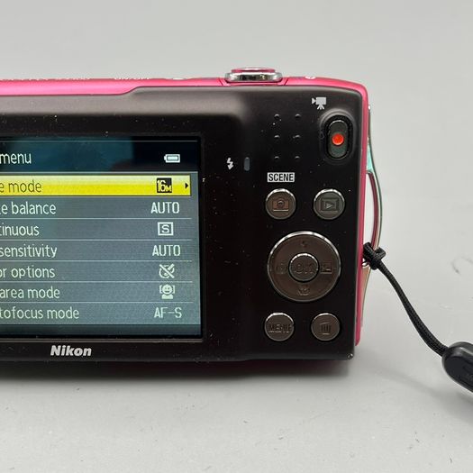 Nikon Coolpix S3300 16.0MP Compact Digital Camera Pink Tested Full Kit