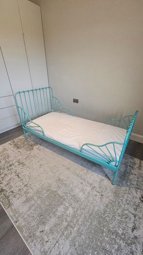Ikea Minnen Extendable Bed