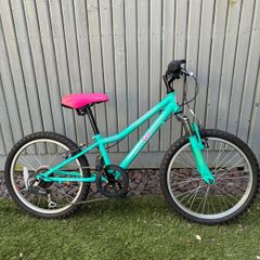 Girls Junior Mountain Bike 20" Wheel