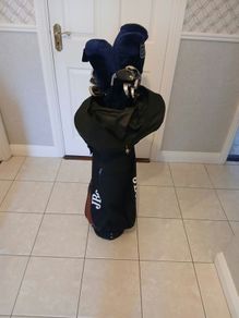 Right handed golf club set