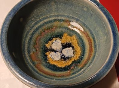 Studio pottery sugar bowl & 1pt.jug from Desert Serges Pottery, West Cork